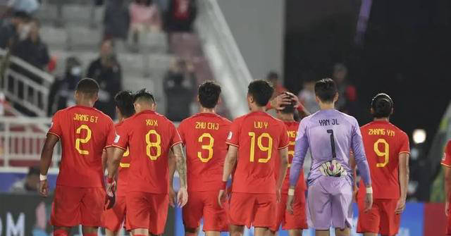 中国足球内部究竟怎么回事