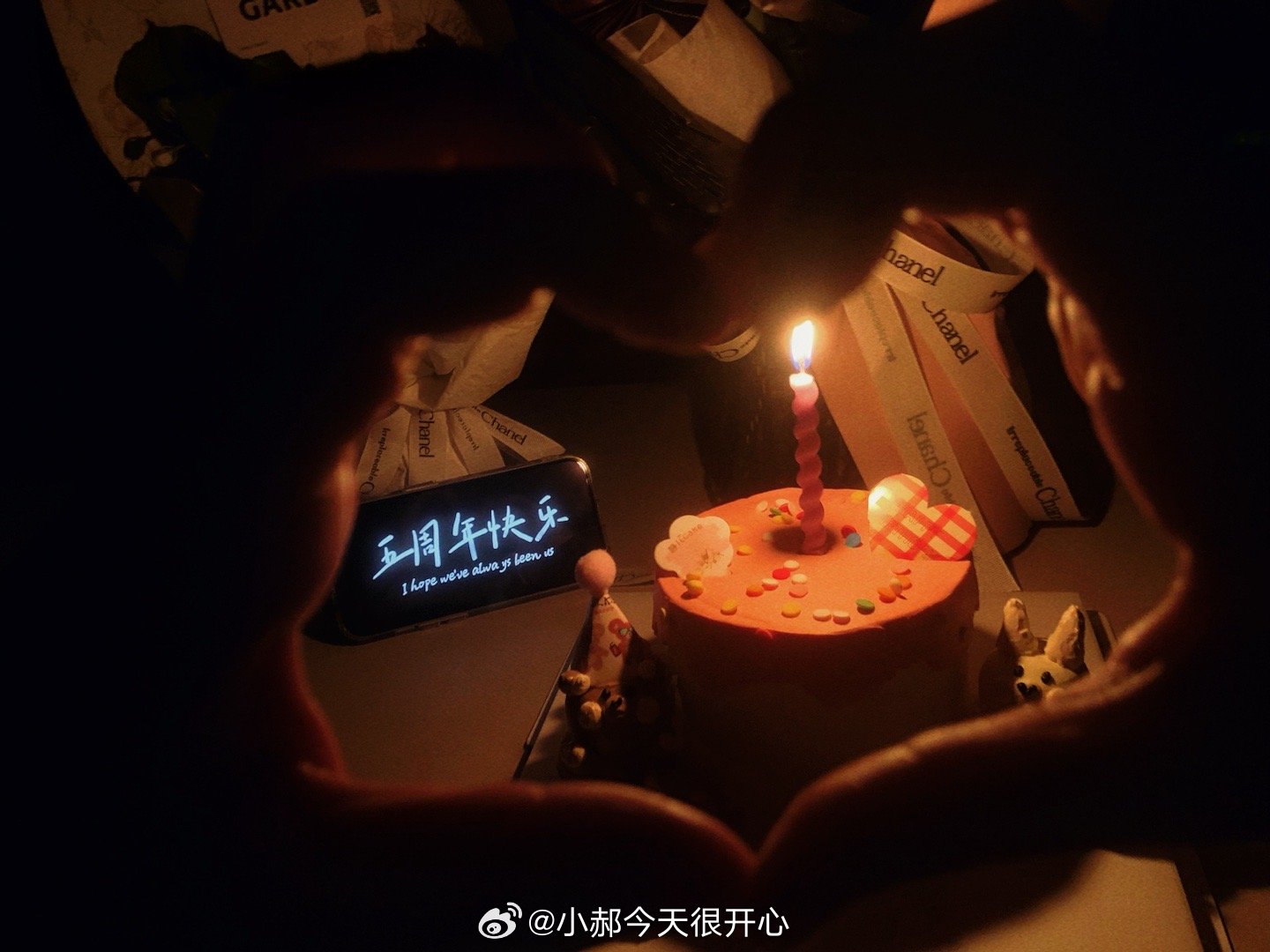 一周年纪念视频365秒,把一整年小心思,都藏进这段不长不短的时间里 一周年纪念视频365秒,把一整年小心思,都藏进这段不长不短的时间里