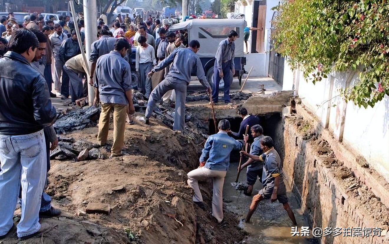 印度女医生遭奸杀,多地医护罢工抗议 印度女医生遭奸杀,多地医护罢工抗议