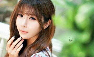 韩国美女VIP视频365天极网，是福利天堂，还是流量陷阱？