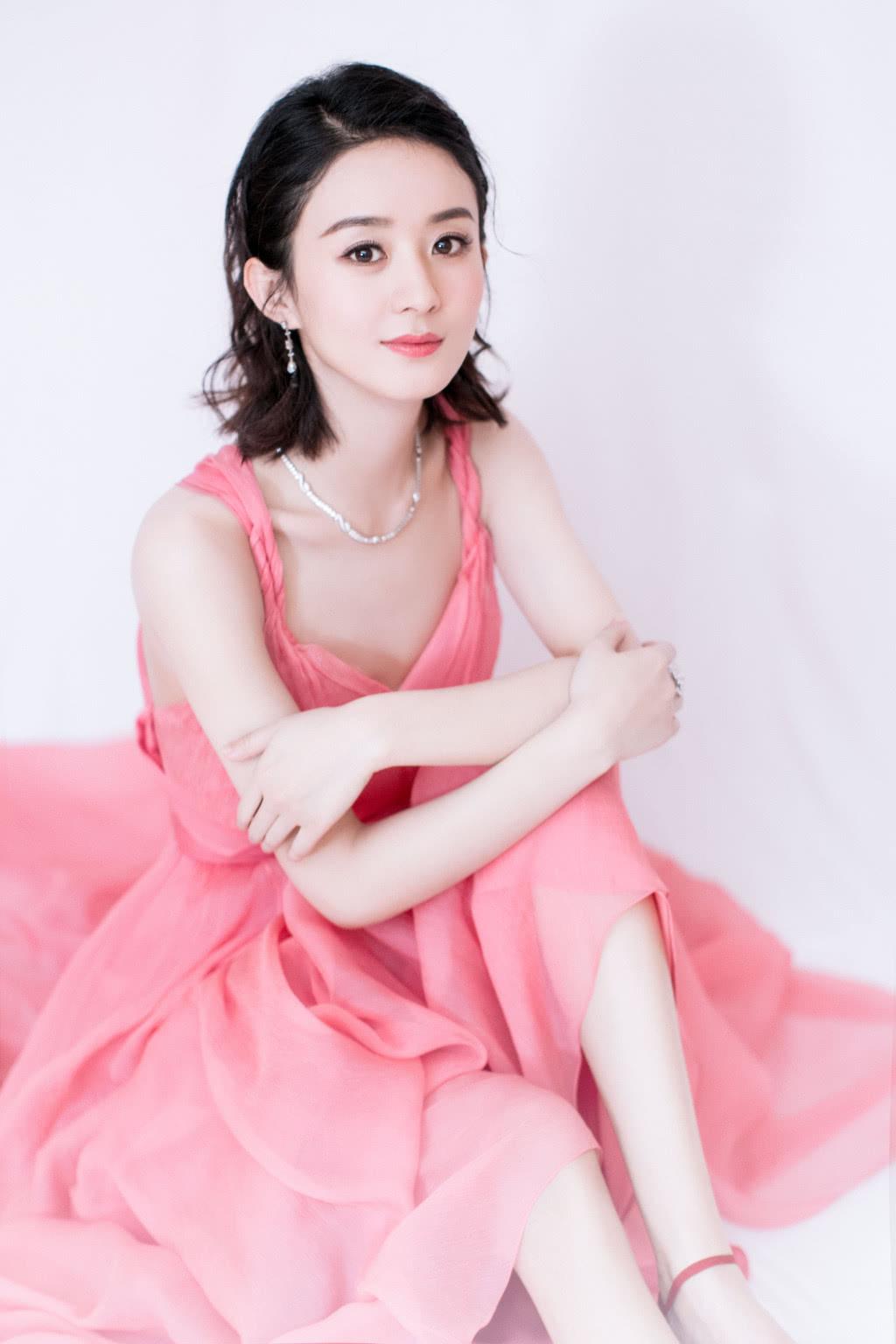 那根蜡烛烧了365天,我才看懂一周年视频里的自己 那根蜡烛烧了365天,我才看懂一周年视频里的自己