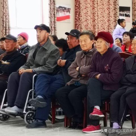 东北二人转365首视频,从宁舍一顿饭到不舍二人转的江湖 东北二人转365首视频,从宁舍一顿饭到不舍二人转的江湖